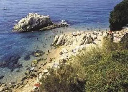 Casa Austria 3* كاليليا