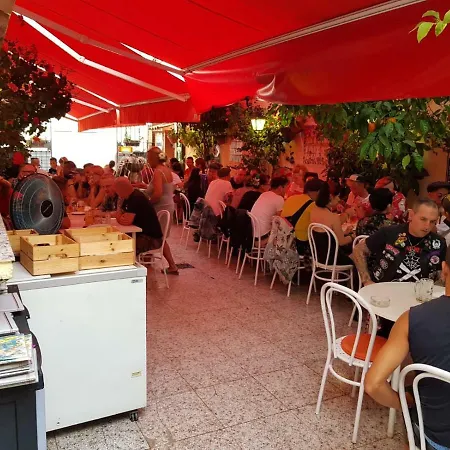 Casa Austria בית הארחה קאללה