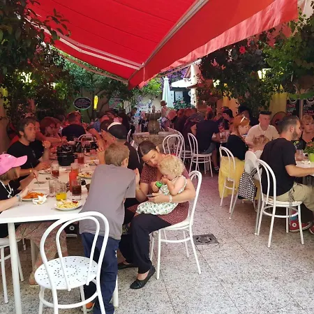 Casa Austria בית הארחה 3*